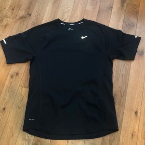 🌶️🌶️🌶️ Nike Dri Fit Short Sleeve